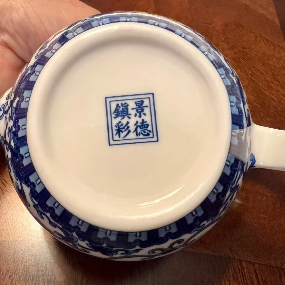 NWB Vintage Chinese Porcelain Blue & White Chinoiserie Mini Tea Set Never Used - Picture 9 of 10